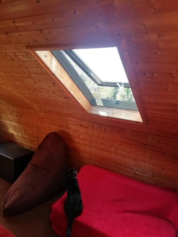 Cozy Loft In Bushey, 20 Mins By Train To Euston London Apartment Exterior foto