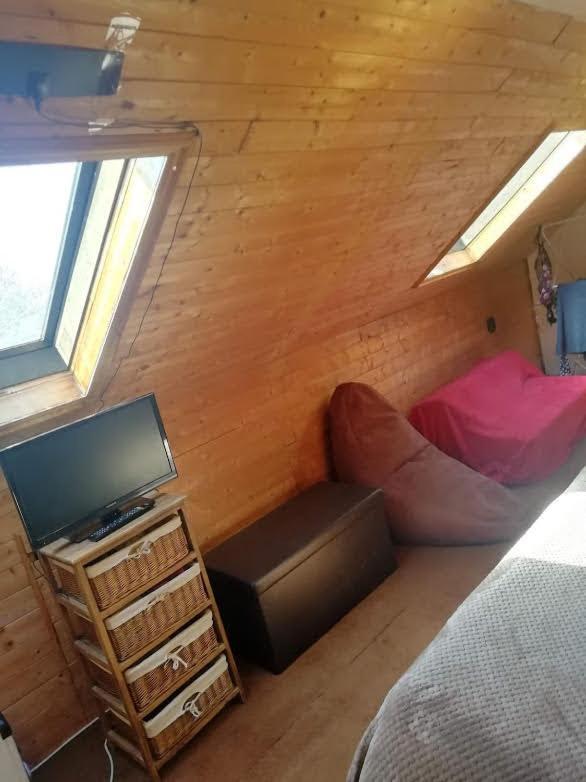 Cozy Loft In Bushey, 20 Mins By Train To Euston London Apartment Exterior foto