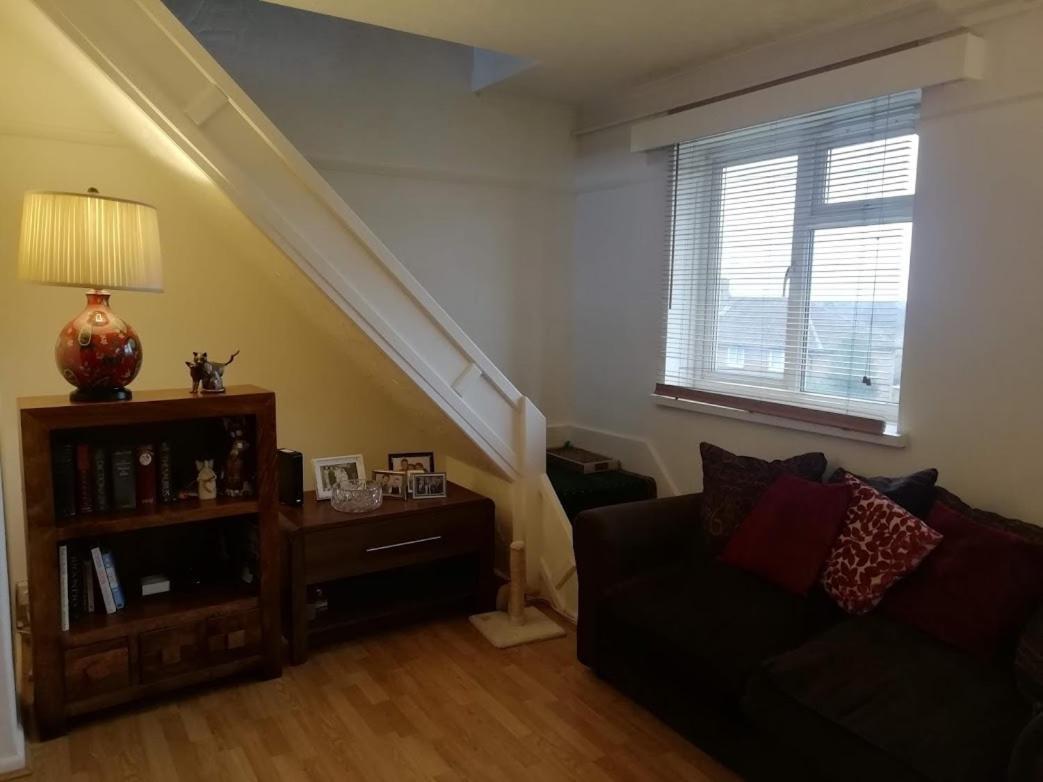 Cozy Loft In Bushey, 20 Mins By Train To Euston London Apartment Exterior foto